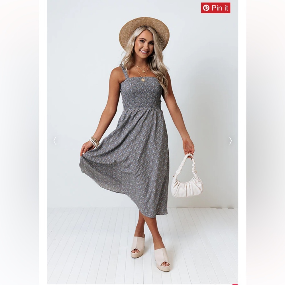 NWT Airey Blue Paisley Dress from Impressions!